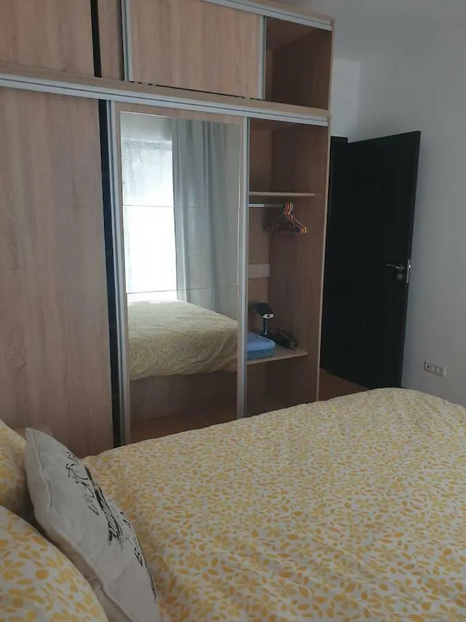 Happy Home Бухарест Апартаменты